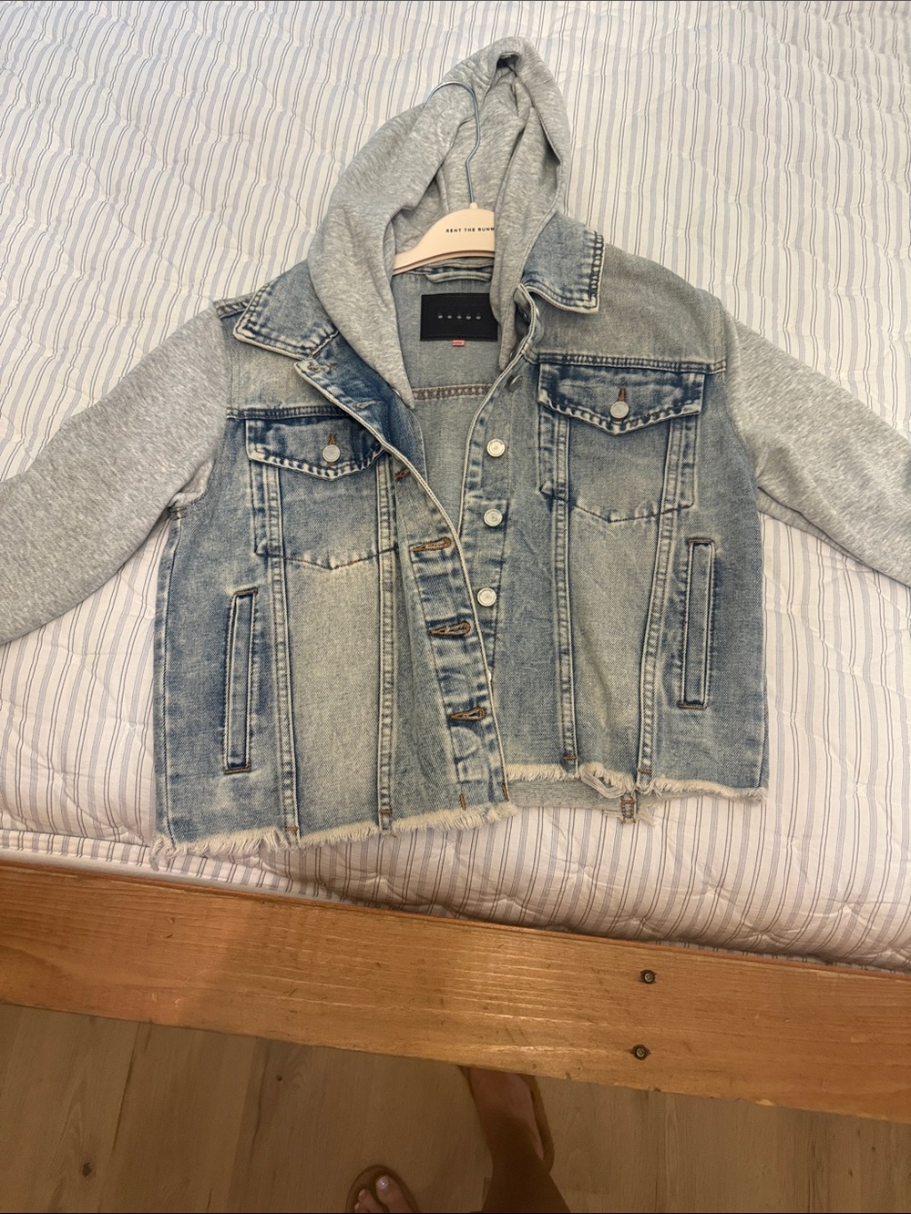 BLANK NYC Denim Hooded Jacket with grey sweatshirt sleeves size XS EUC